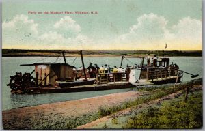 Postcard Williston North Dakota Missouri River Party Sternwheeler Scenic View