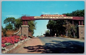 Postcard Gananoque Ontario c1960s Canadian Gateway to the 1000 Islands