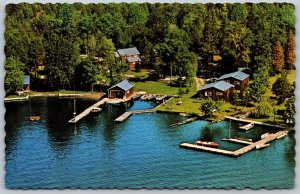 Postcard Bobcaygeon Ontario c1960s Lakeview Housekeeping Cottages Aerial View