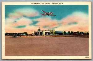 Postcard Detroit Michigan c1940s Detroit City Airport Plane Taking Off Unused