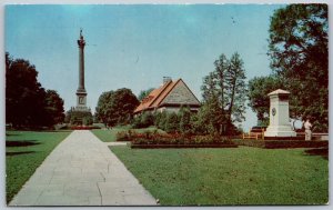 Postcard Queenston Heights Park ONT 1960s Laura Secord's & Brock's Monument