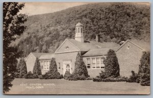 Postcard Kent Connecticut c1930s Kent Center School Litchfield County