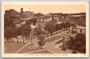 Postcard Brockville Ontario c1940s Court House Avenue Looking South
