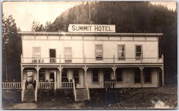 RPPC c1910s Alberta British Columbia Border Crowsnest Pass Summit Hotel *as is*