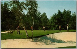 Postcard Kiamesha Lake New York Concord Hotel Golfing Bunker Putting Sullivan Co