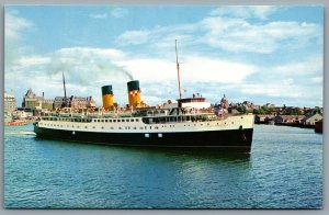 Postcard Victoria BC c1960s Princess Marguerite C.P.R. Ferry In Harbour