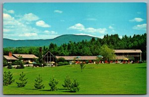Postcard Stowe VT c1960s Alpine Motor Lodge Ski Resort