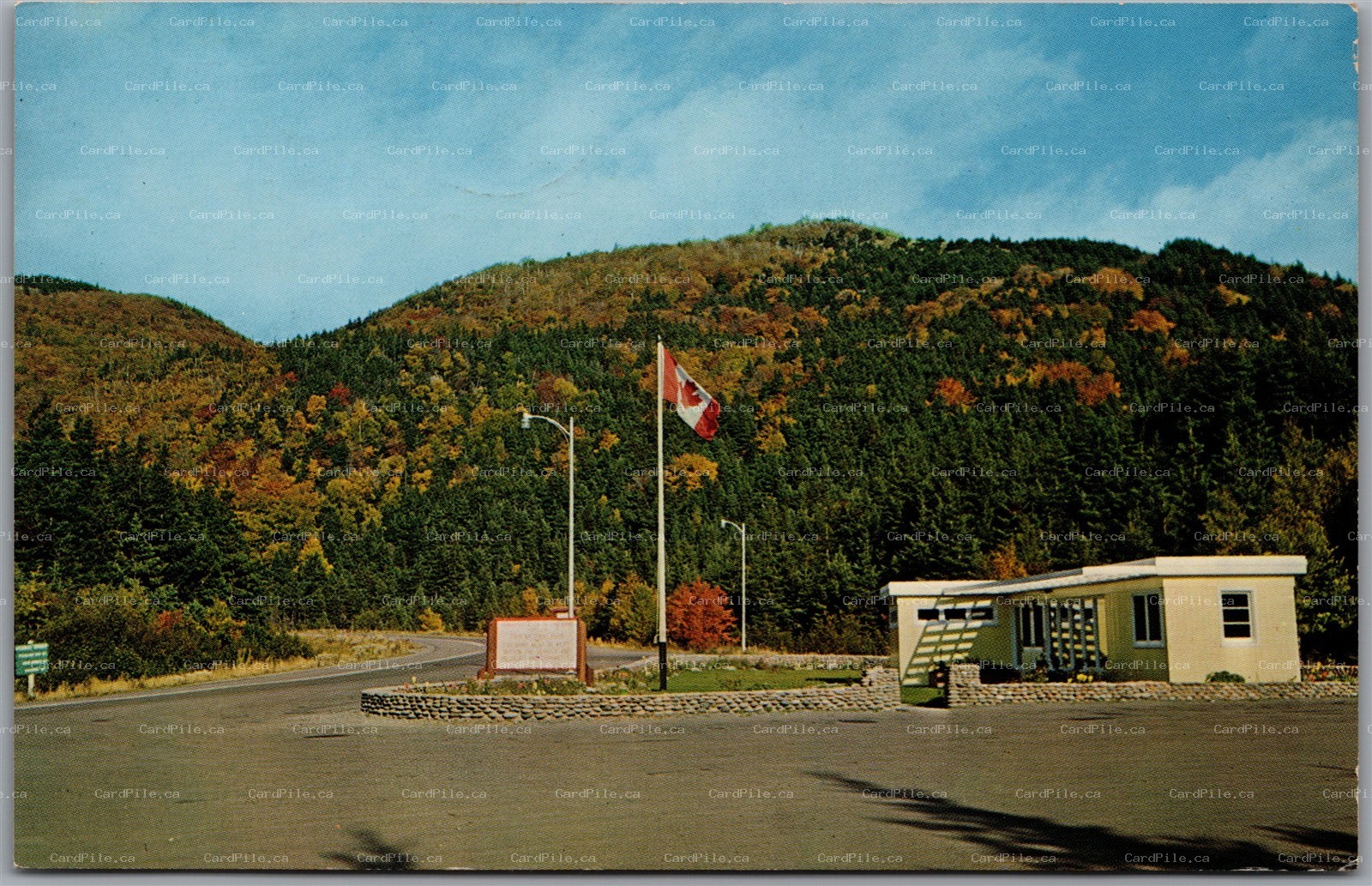 Postcard Cape Breton Nova Scotia c1972 Cabot Trail Petit Étang Highlands Park