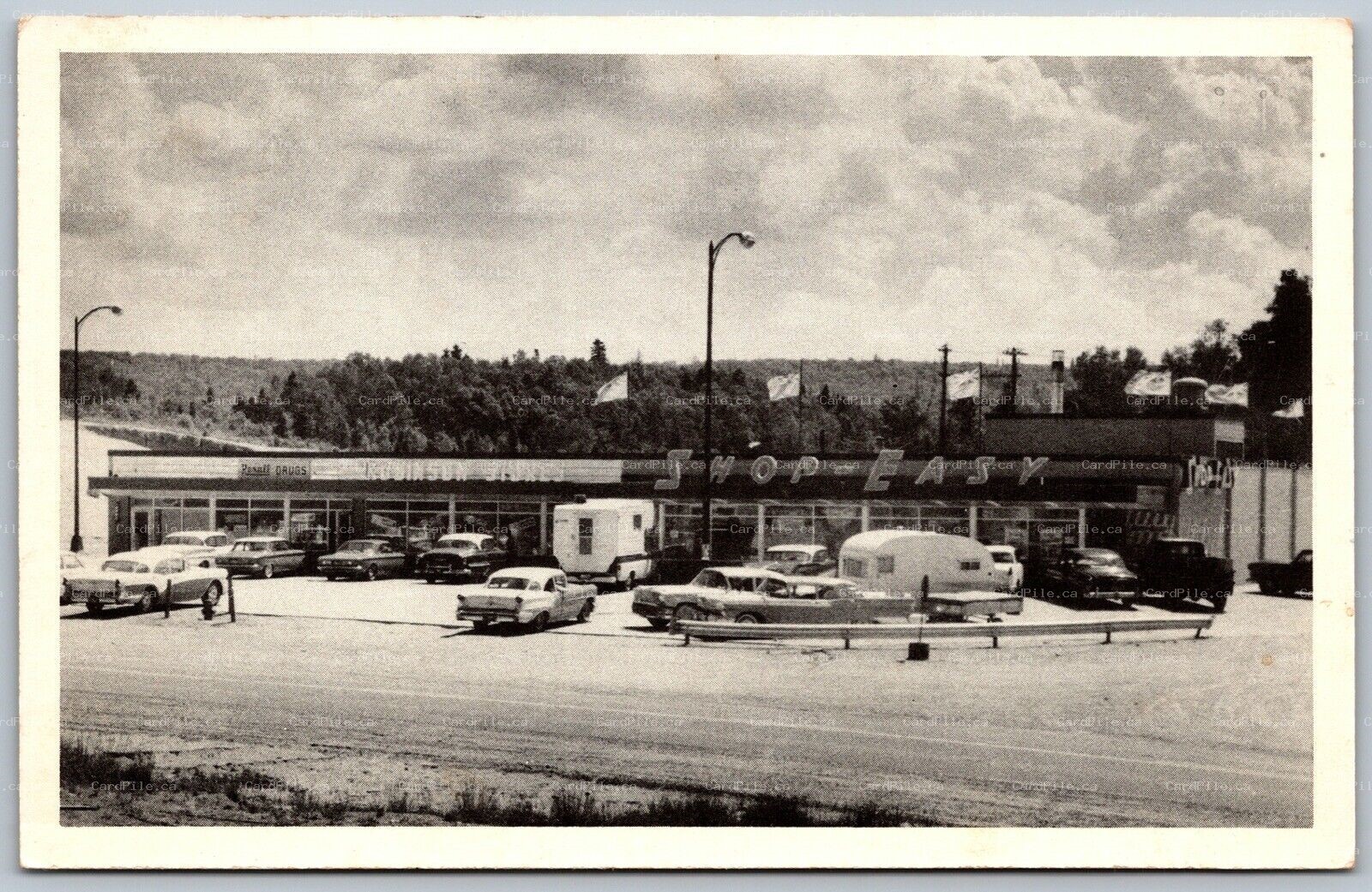 Postcard Marathon Ontario c1963 Shopping Center Shop Easy Old Cars Campers THB