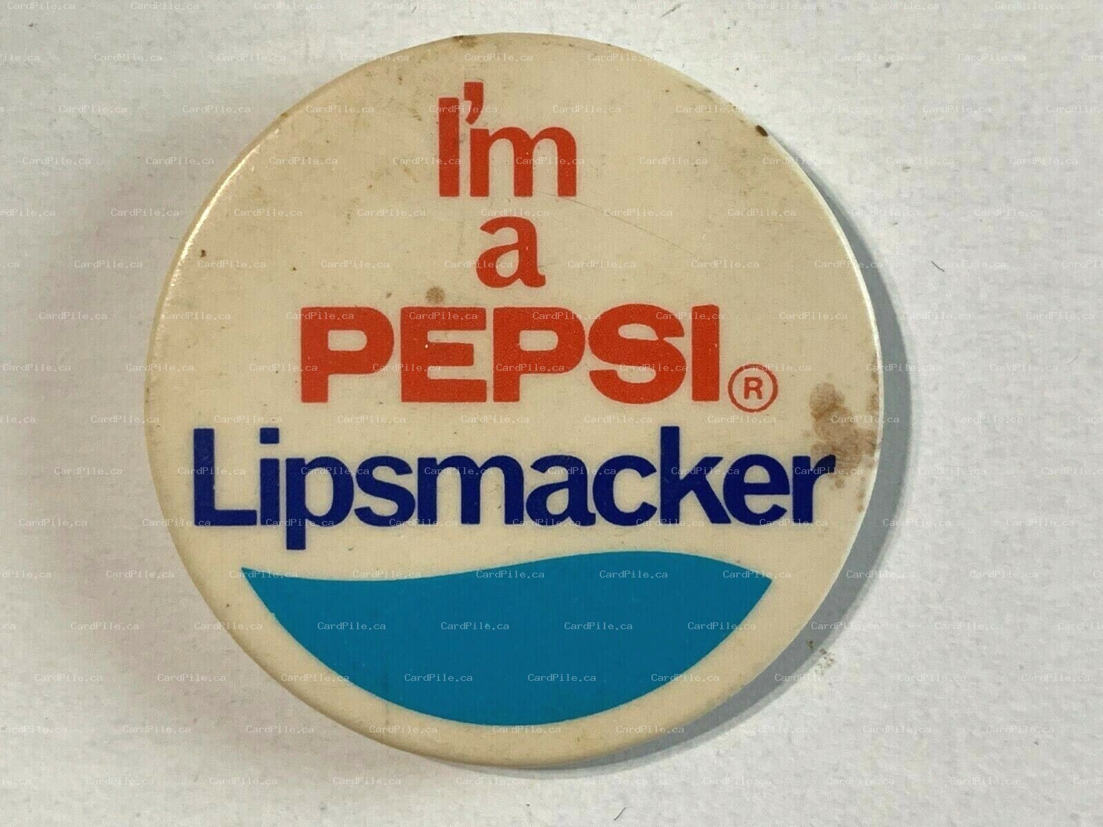 VINTAGE and RARE 1970s "I'm a Pepsi Lipsmacker" Pinback Button