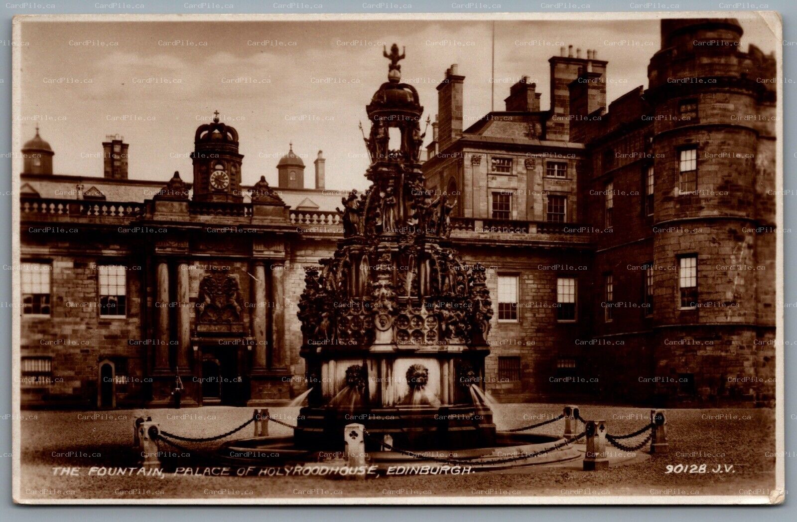 Postcard RPPC c1940s Edinburgh Scotland The Fountain Palace Of Holyroodhouse