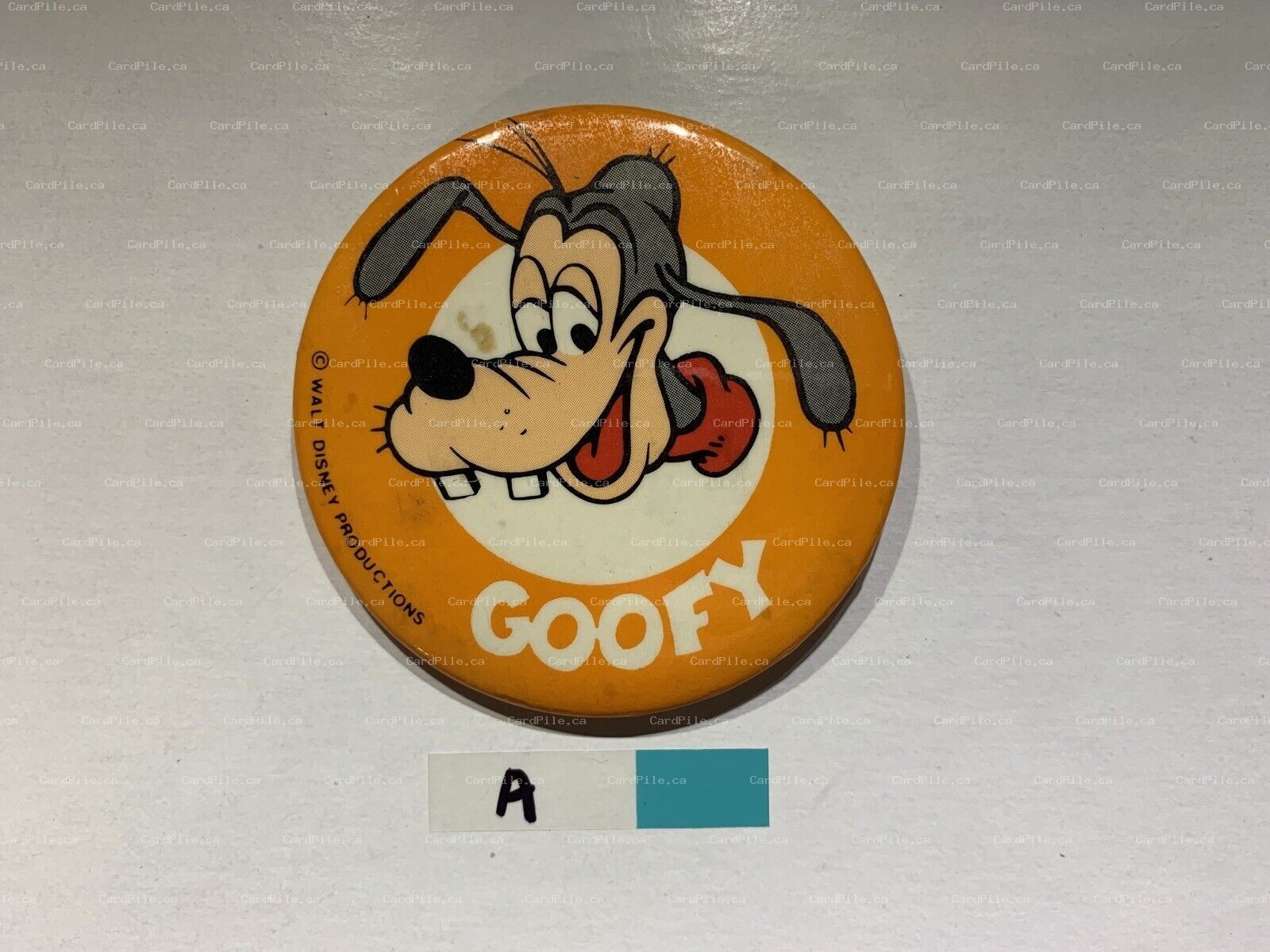 VINTAGE 1980’s Goofy Walt Disney Productions Pinback Button A