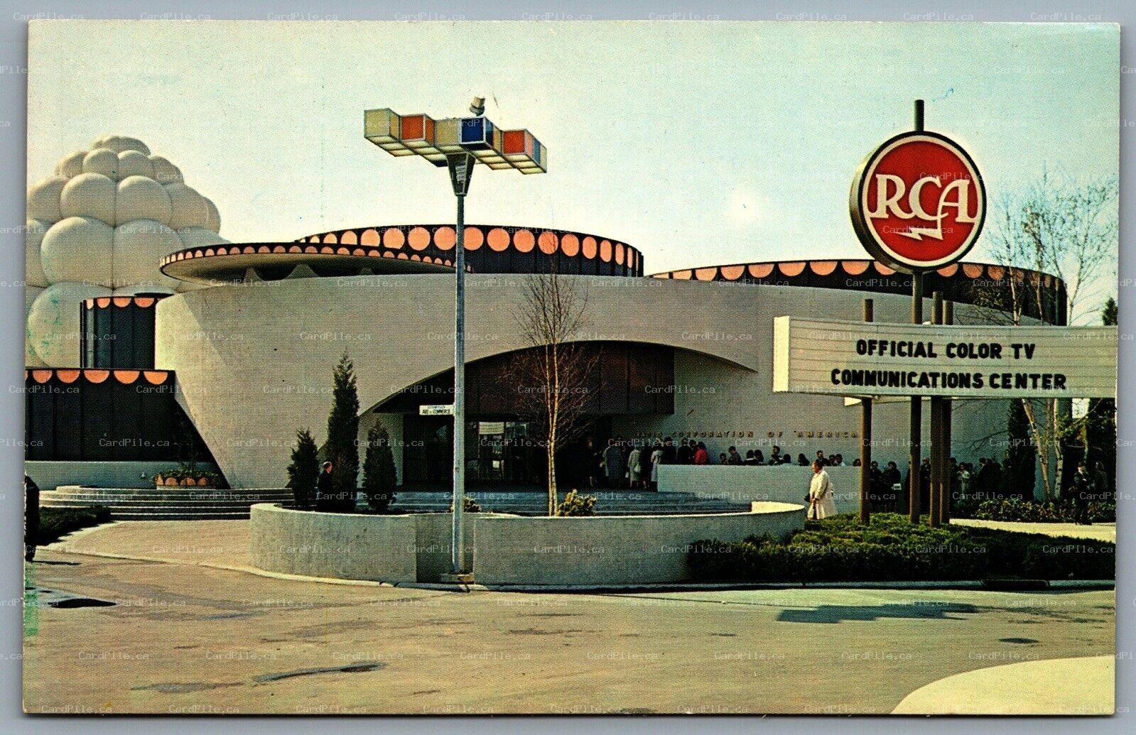 Postcard New York City NY c1964 The R.C.A. Pavilion Worlds Fiar Live TV