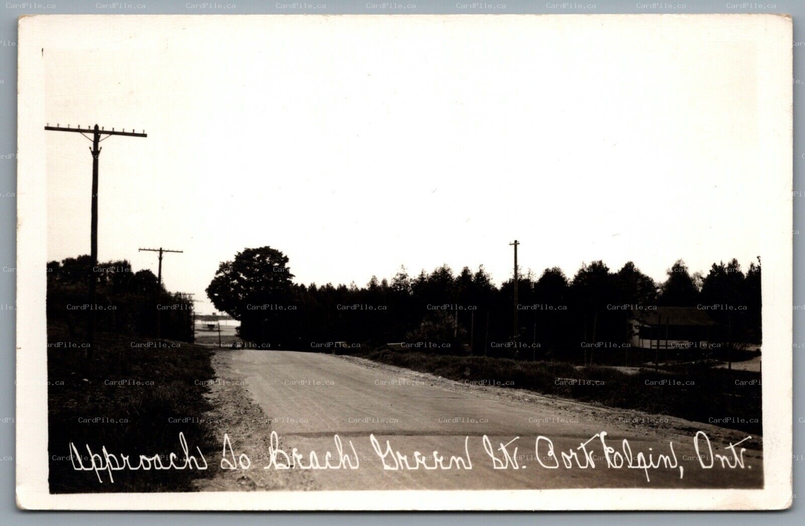 Postcard RPPC c1940s Port Elgin Ontario Approach To Beach Green Street