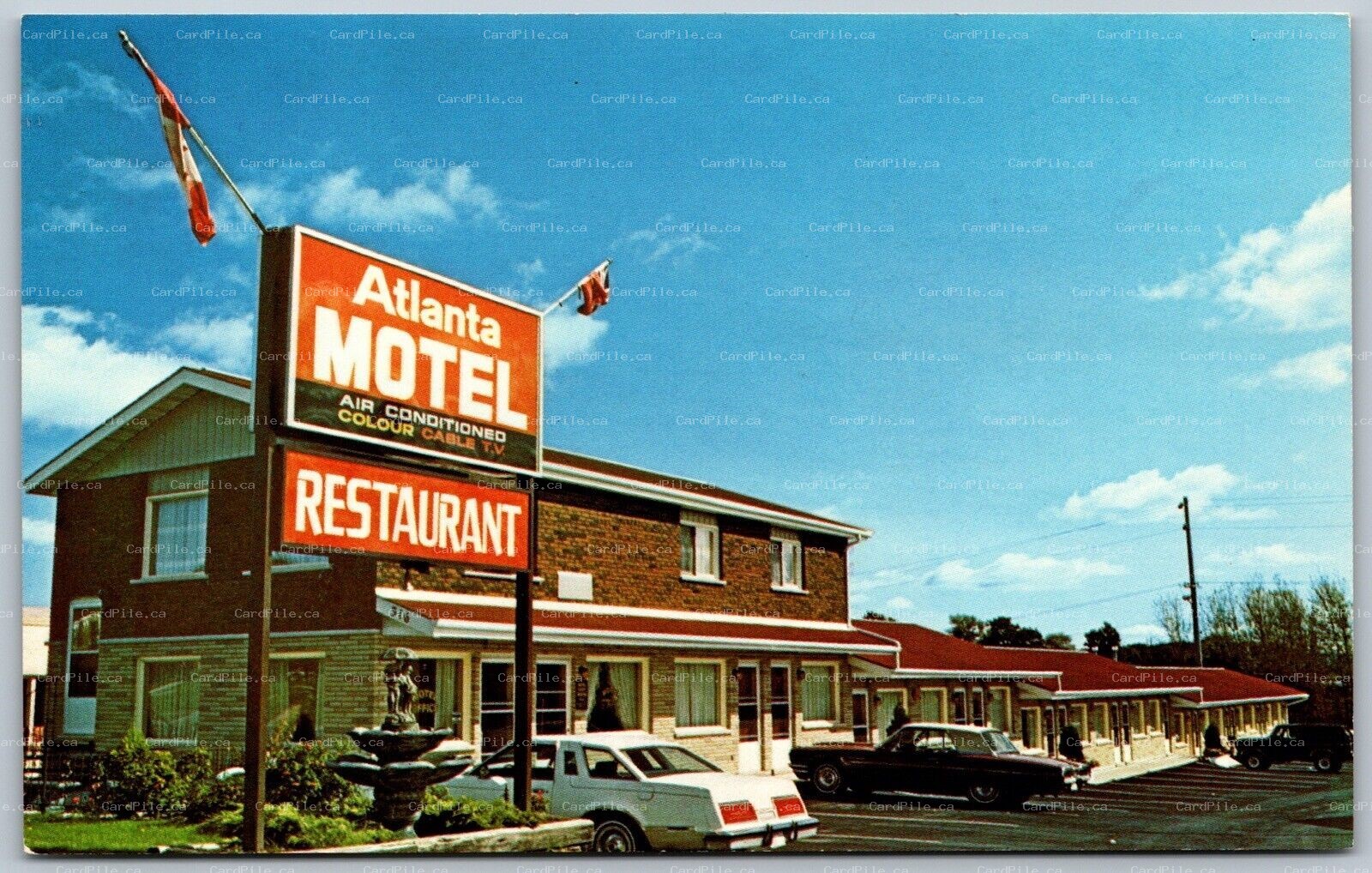 Postcard Orangeville Ontario c1960s Atlanta Hotel & Restaurant Roadside Old Cars