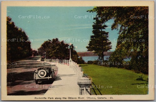 Postcard Ottawa Ontario c1930s Rockcliffe Park Ottawa River Old Car Monument