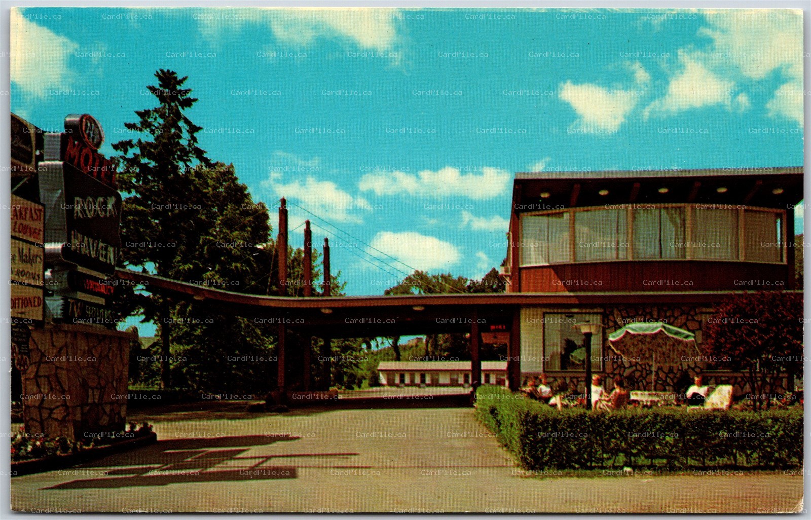 Postcard Ottawa Ontario c1970s Rock Haven Motel Hosts Dora & Gerry Monaghan