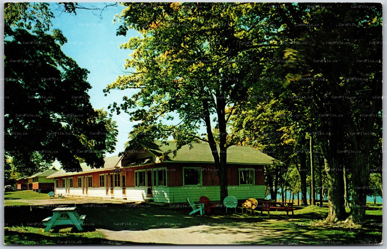 Postcard Otter Lake Ontario Keitha & Bill Barker's Motel Parry Sound District