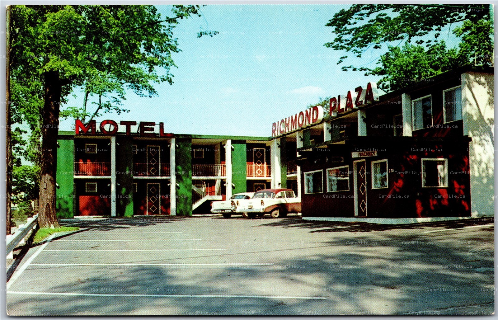 Postcard Ottawa Ontario c1960s Richmond Plaza Motel Hwy 15 Old Cars