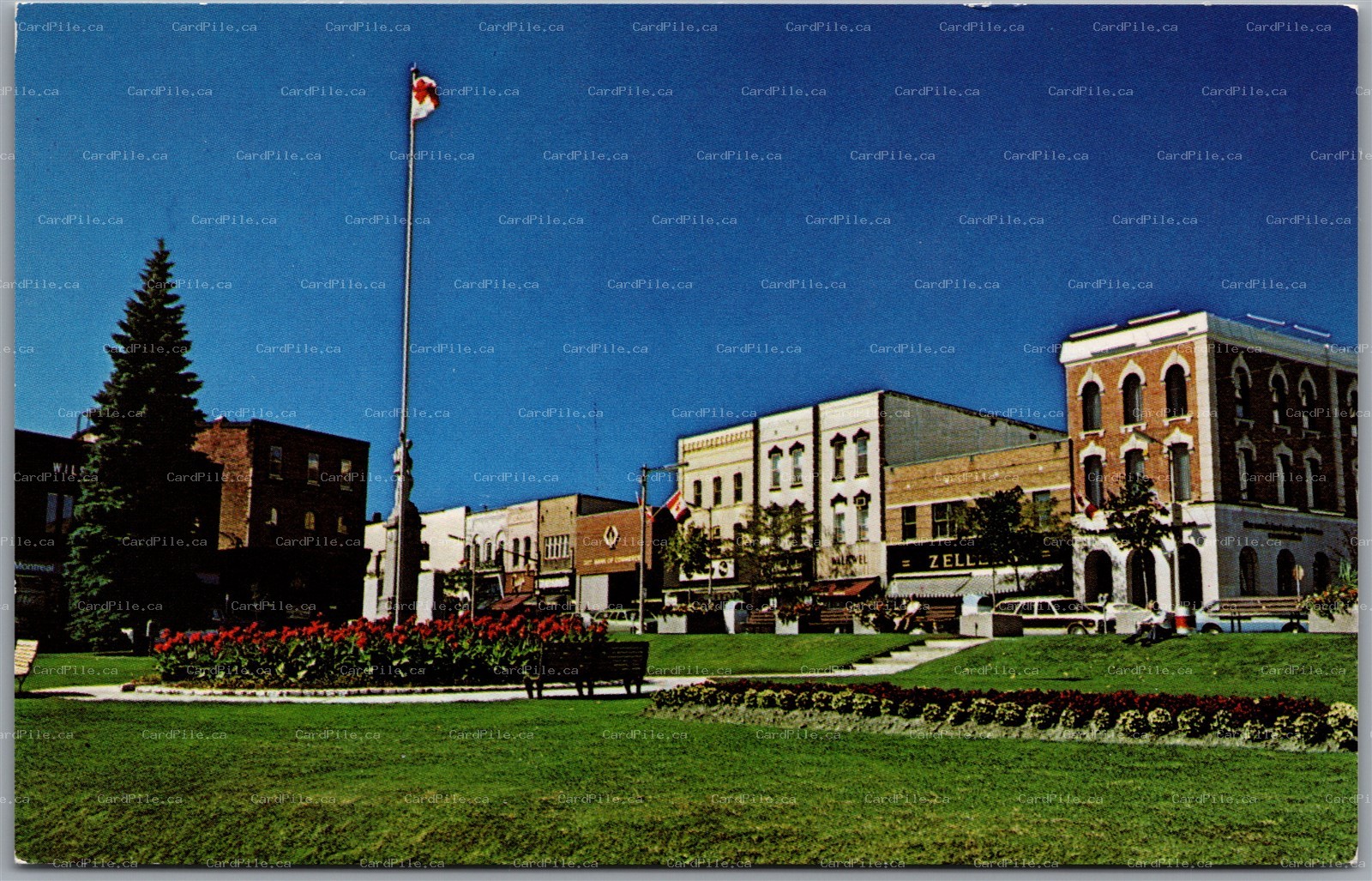 Postcard Barrie Ontario c1970s Memorial Square Park Dunlop Street Simcoe County