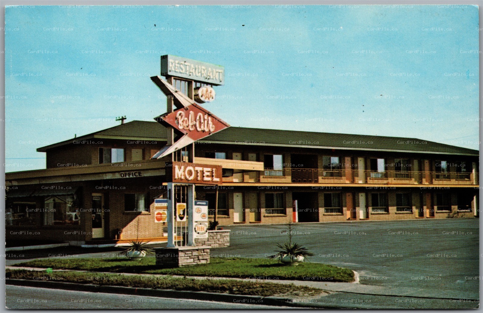Postcard Sault Ste. Marie Ontario Bel-Air Motel Hwy 17 Algoma District