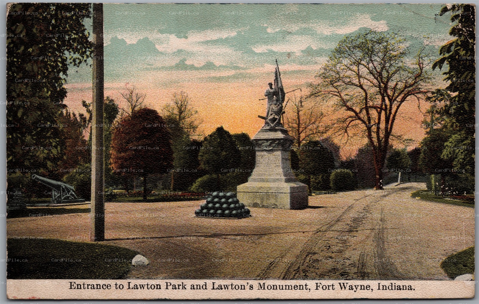 Postcard Fort Wayne Indiana Entrance to Lawton Park and Civil War Monument