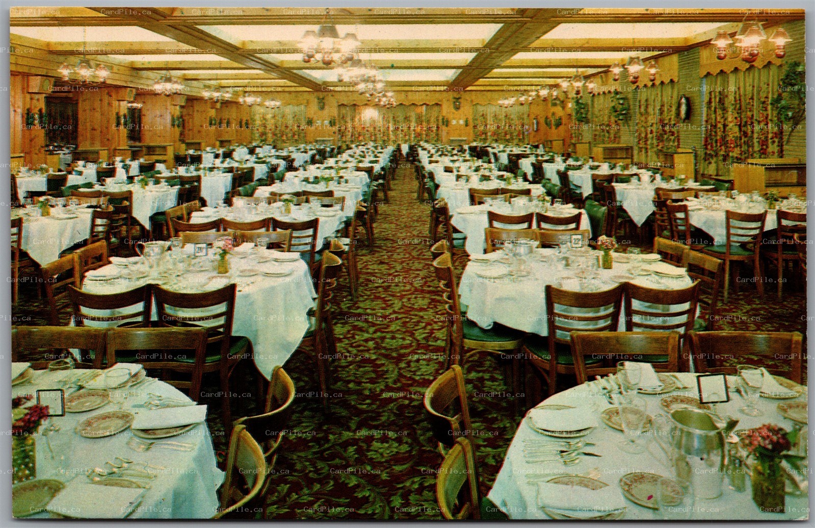 Postcard Liberty New York Grossinger's Catskill Resort Hotel Dining Room