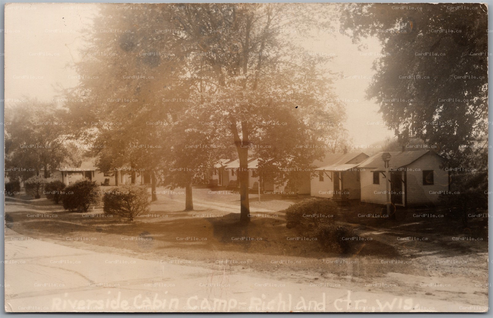Postcard RPPC c1930s Richland Center Wisconsin Riverside Cabin Camp