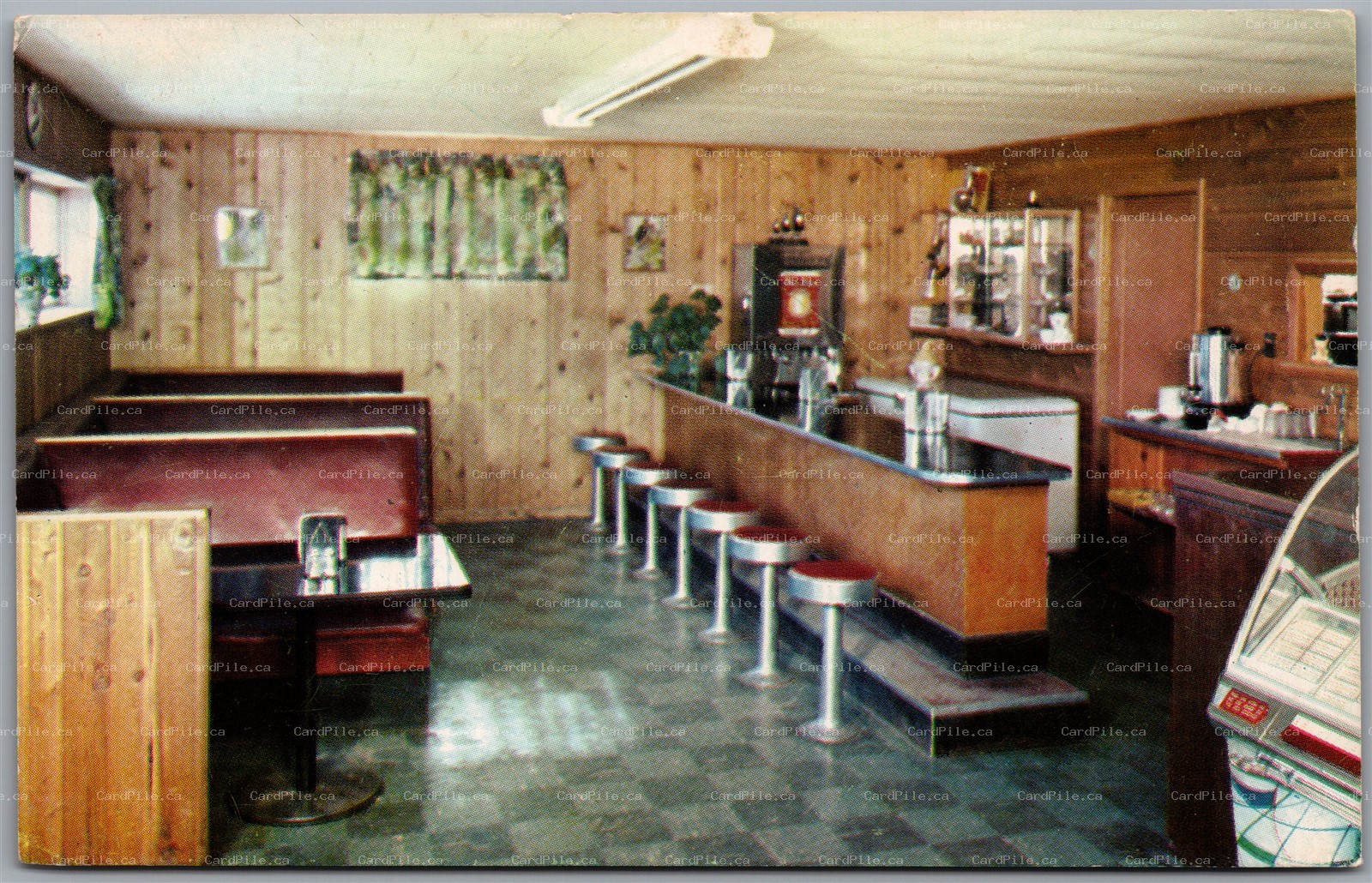 Postcard Warba Minnesota c1960s Jeanette's Cafe Dining Room View Hi-Way #2