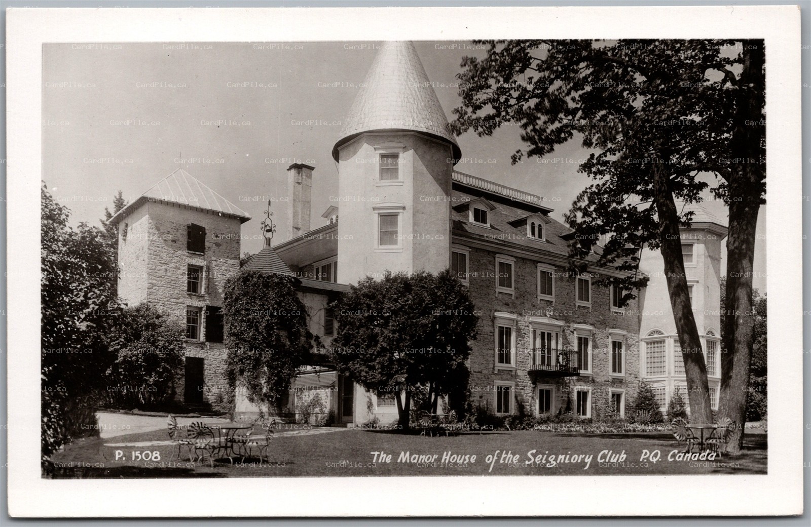 Postcard RPPC c1940s Montebello Quebec The Manor House of the Seigniory Club